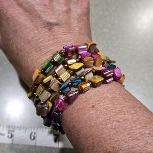 Colorful Shell Bead Bracelet